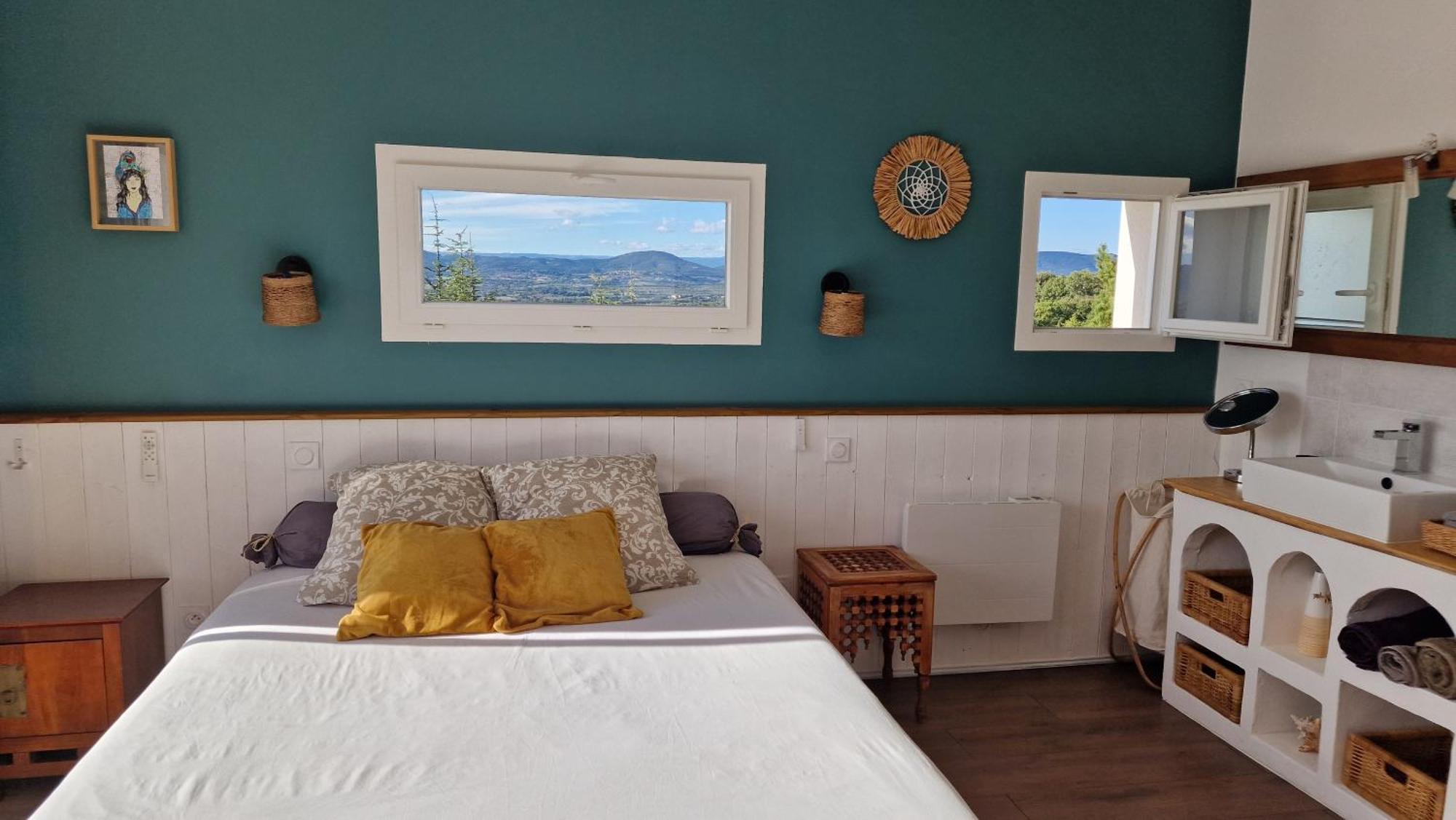 Reve D'Escapade Chambre Avec Vue Sublime Sur Les Cevennes Ardechoises Barjac  Eksteriør billede