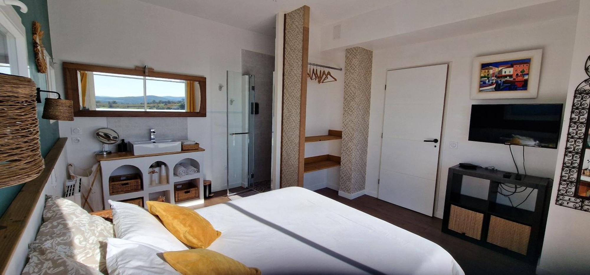 Reve D'Escapade Chambre Avec Vue Sublime Sur Les Cevennes Ardechoises Barjac  Eksteriør billede